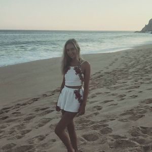 Meet your Posher, Haley